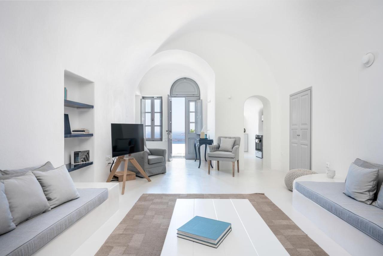 Inspire Santorini Luxury Villas Fira  Exterior photo