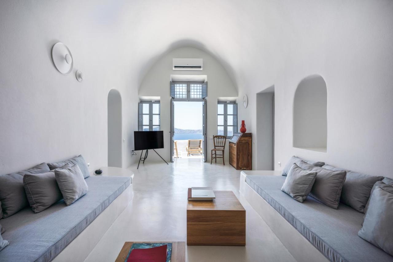 Inspire Santorini Luxury Villas Fira  Exterior photo