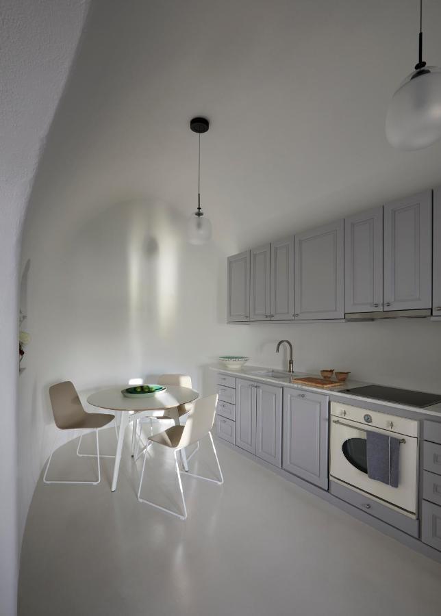Inspire Santorini Luxury Villas Fira  Exterior photo