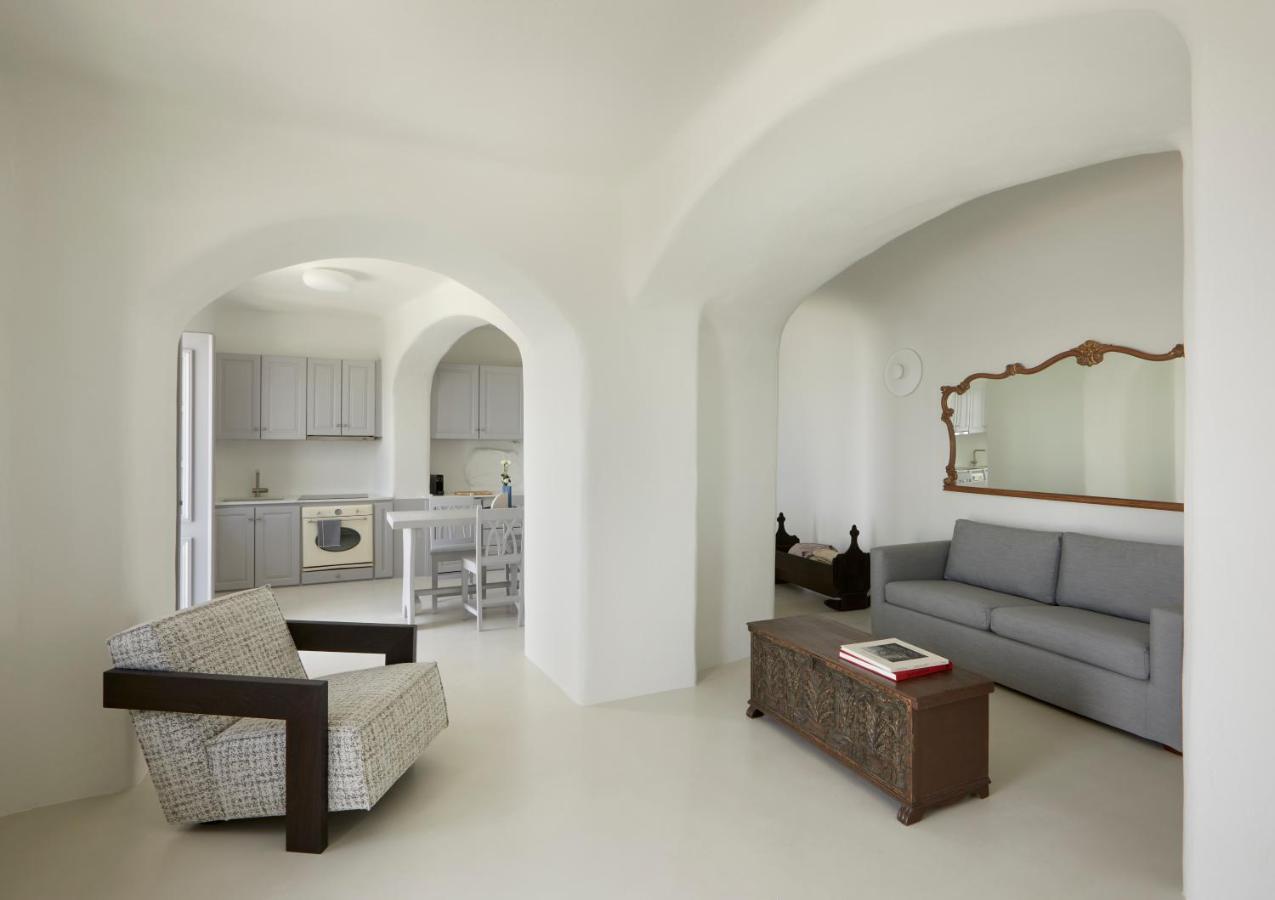 Inspire Santorini Luxury Villas Fira  Exterior photo